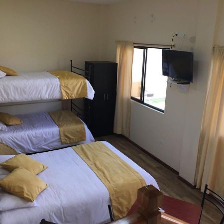 Tababela Airport B&B Esterno foto