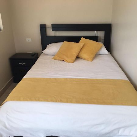 Tababela Airport B&B Esterno foto