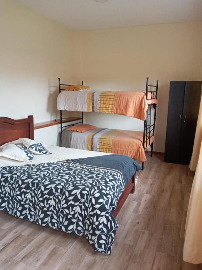 Tababela Airport B&B Esterno foto